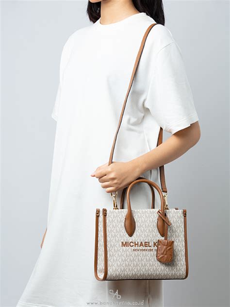 extra small mirella tote michael kors|Mirella Small Logo Crossbody Bag .